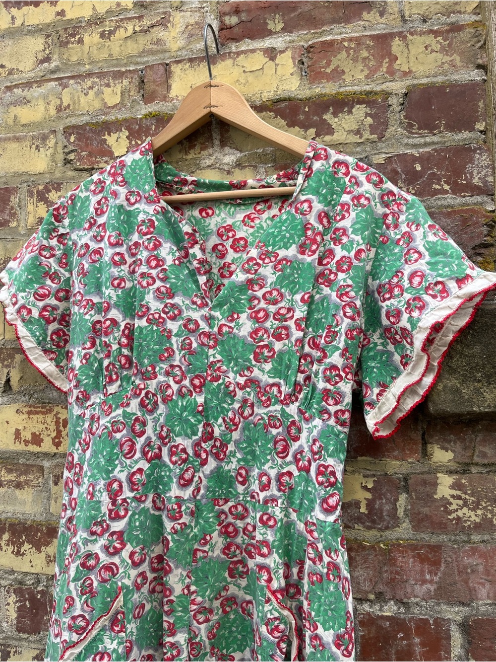 40s Art Deco Antique Vintage Feedsack Tomato Print Fruit Midi Cotton Dress S/M